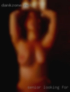 senior looking for pussy